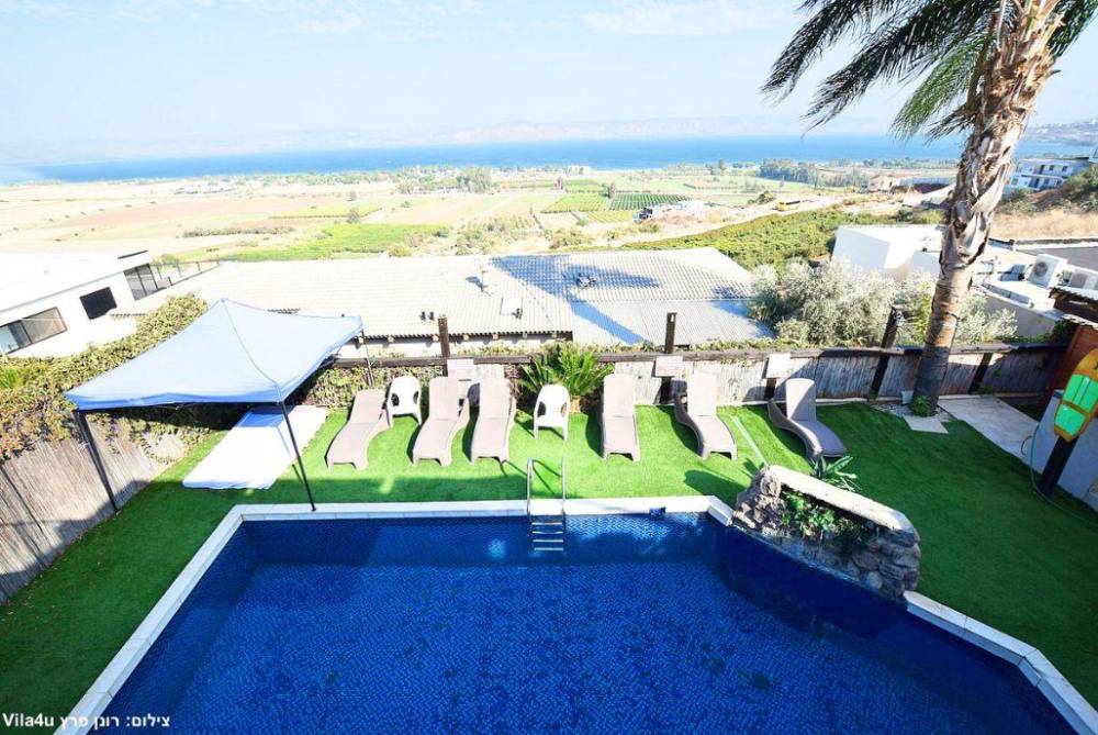 170170 המתחם החיצוני, מאור בכנרת, וילה  במגדל וילות - Vila 4 U