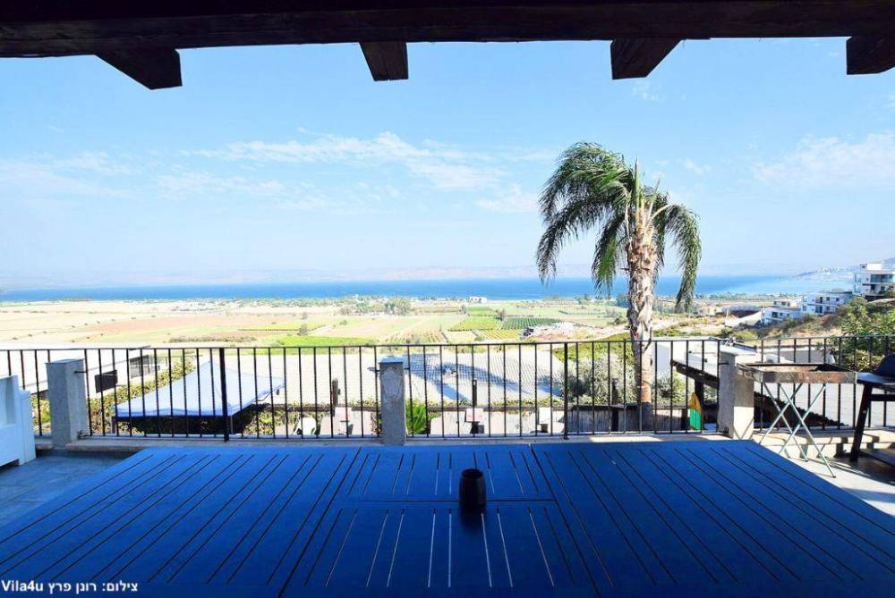 170173 המתחם החיצוני, מאור בכנרת, וילה  במגדל וילות - Vila 4 U