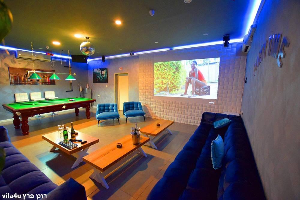 172336 הלופט הפנימי, פארטי טיים לופט, וילה  במצליח וילות - Vila 4 U