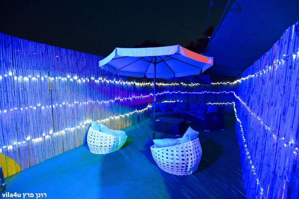 172520 מתחם חיצוני, פארטי טיים לופט, וילה  במצליח וילות - Vila 4 U