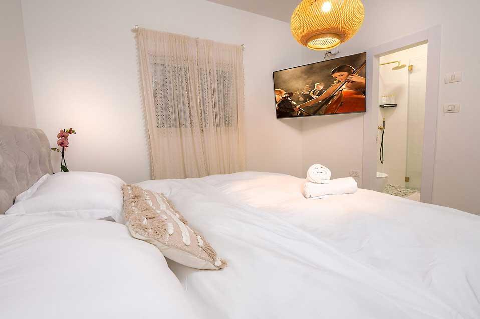 173875 גלריה כללית, קאסה דה נאטורה, וילה  בראשון לציון וילות - Vila 4 U