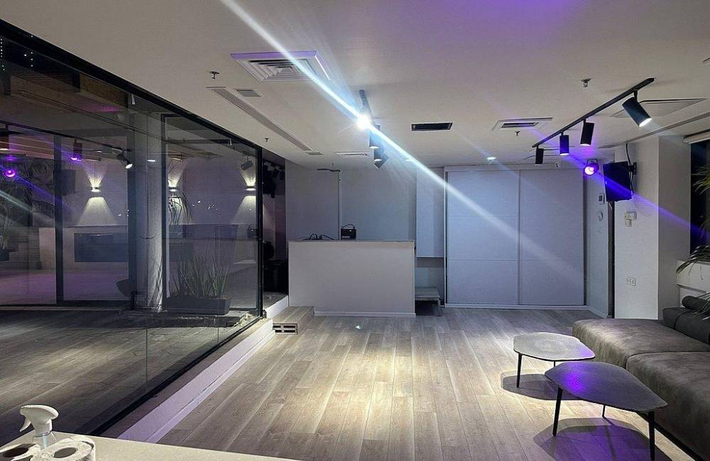 174445 גלריה כללית, פטיו תל אביב - Patyo Tlv, וילה  בתל אביב וילות - Vila 4 U