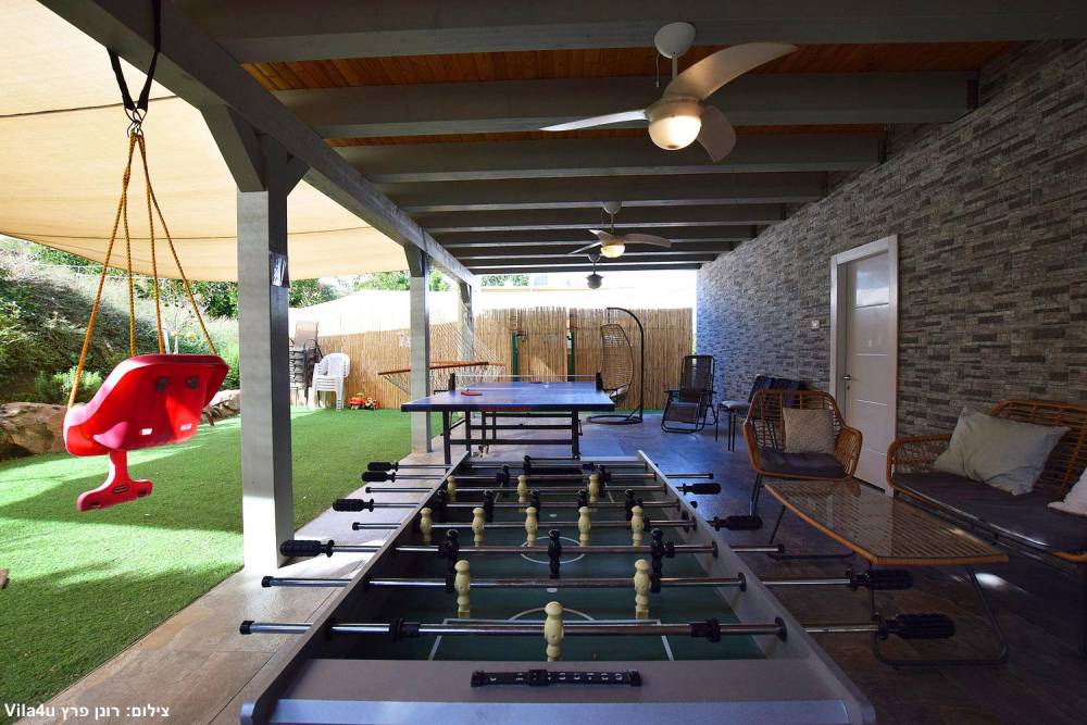 174600 החצר והבריכה, וילה רימונה יבנאל, וילה  ביבנאל וילות - Vila 4 U