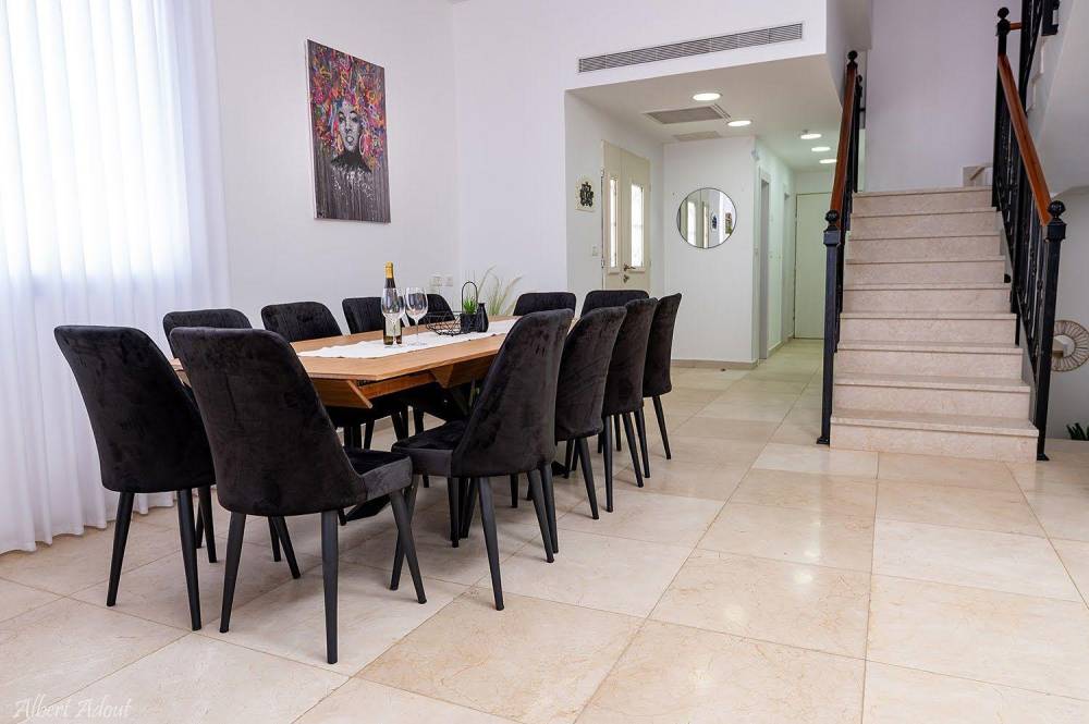 176500 מתחם פנים, אחוזת לידר, וילה  בנוף כנרת וילות - Vila 4 U