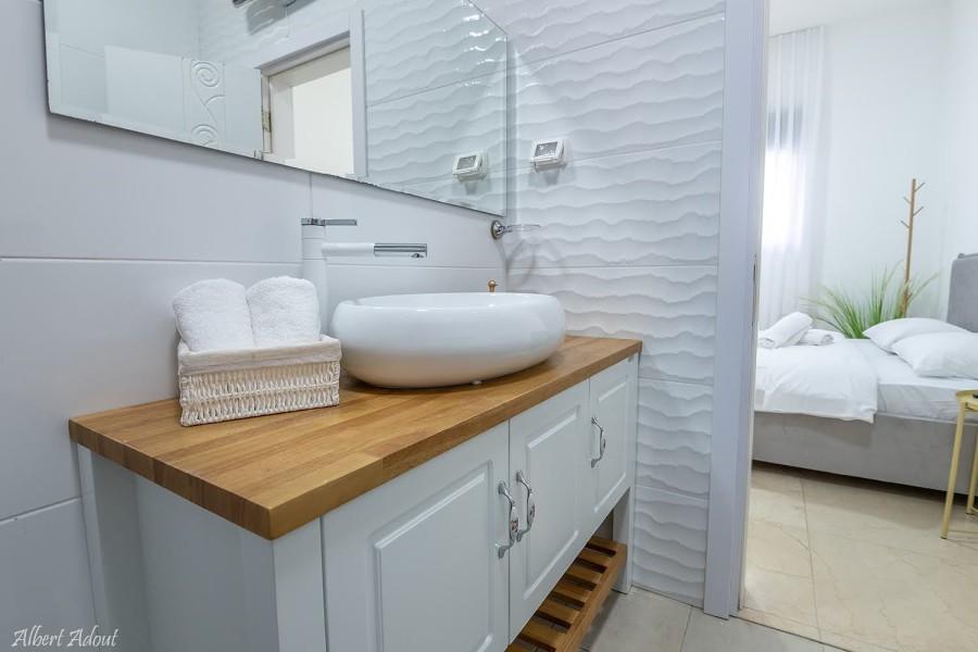 176507 מתחם פנים, אחוזת לידר, וילה  בנוף כנרת וילות - Vila 4 U