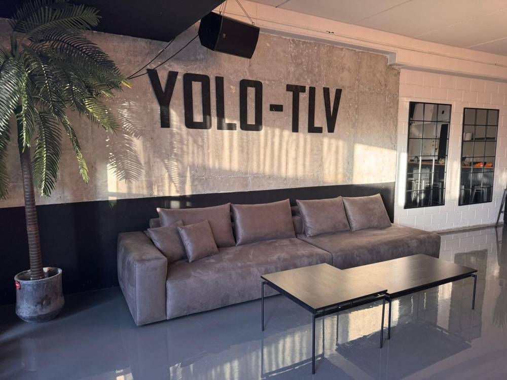 181544 המתחם הפנימי, לופט יולו תל אביב YOLO TLV, וילה  בתל אביב וילות - Vila 4 U