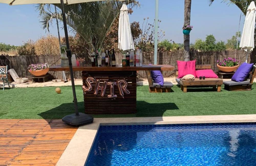 181670 אירועי רווקות אירועי חברה, מתחם אורי אירועים, וילה  בכפר טרומן וילות - Vila 4 U