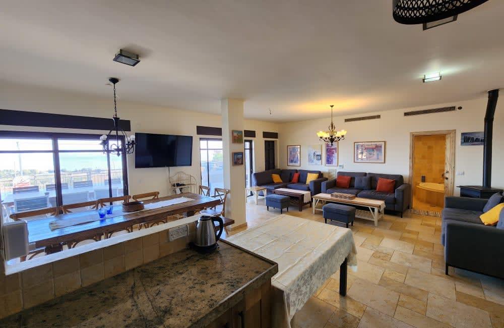 181819 פנים הוילה, וילה מגדל, וילה  במגדל וילות - Vila 4 U