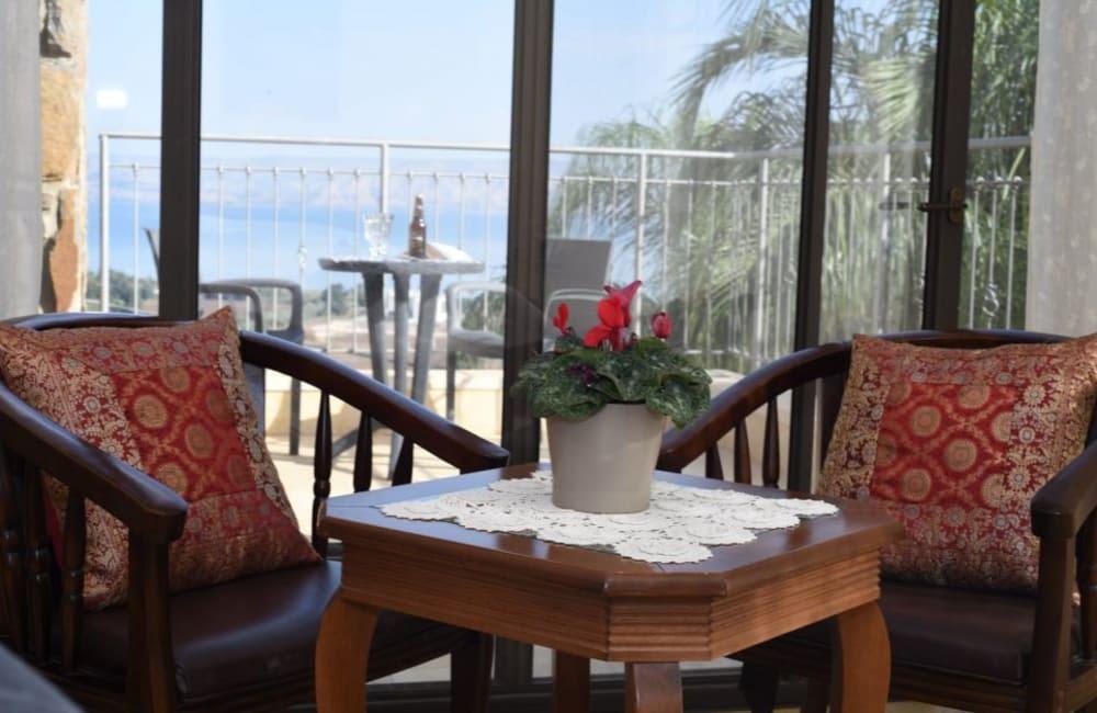 181831 פנים הוילה, וילה מגדל, וילה  במגדל וילות - Vila 4 U