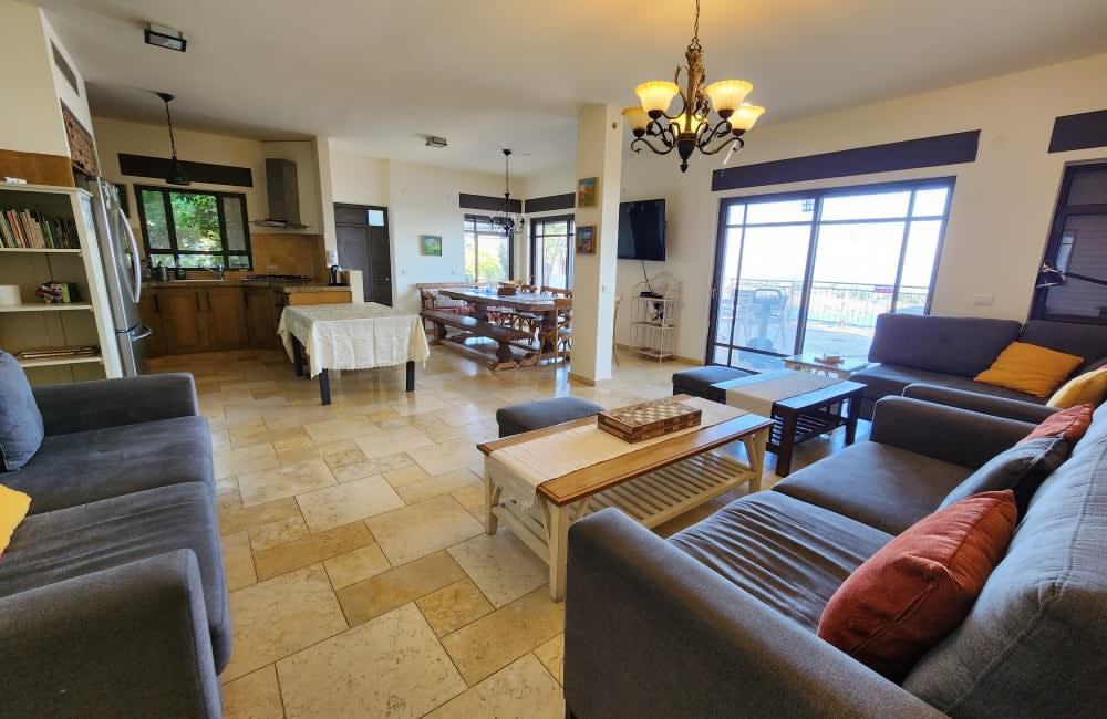 181835 פנים הוילה, וילה מגדל, וילה  במגדל וילות - Vila 4 U