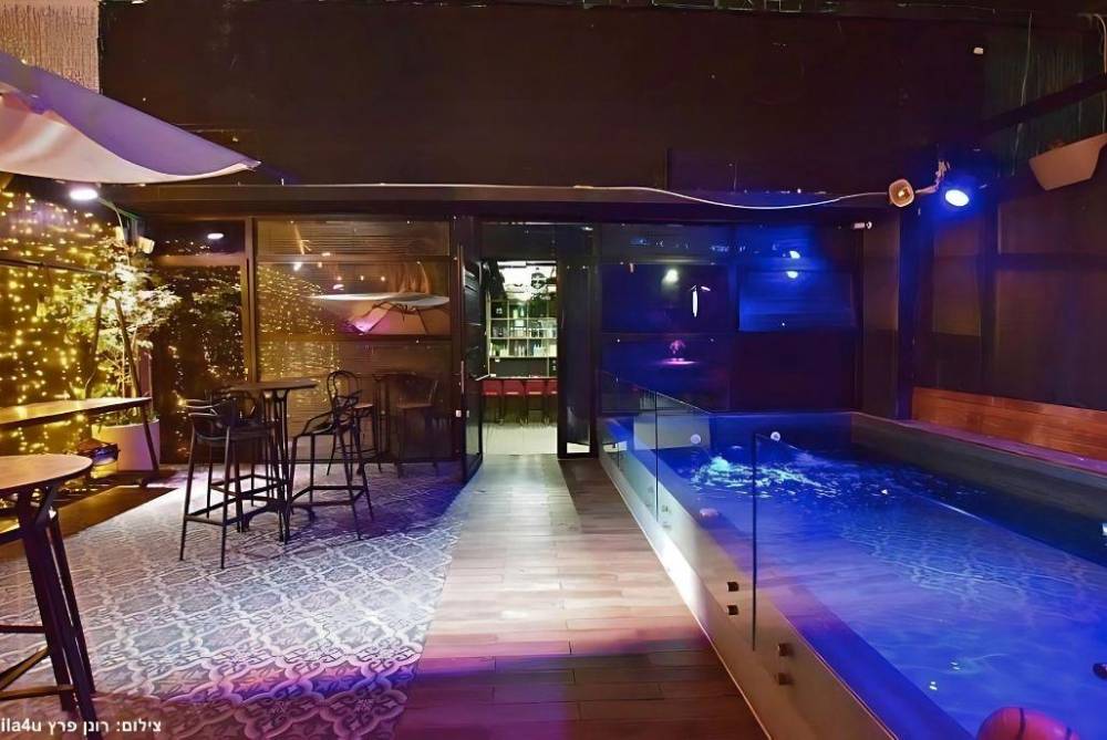 182408 מתחם החוץ והבריכה, פרייבט בר - Private Bar, וילה  בראשון לציון וילות - Vila 4 U