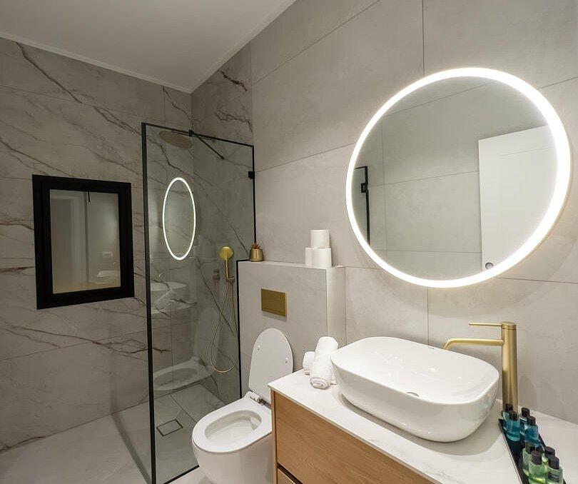 182738 גלרית פנים, וילה דיזאייר בוטיק, וילה  בספסופה וילות - Vila 4 U