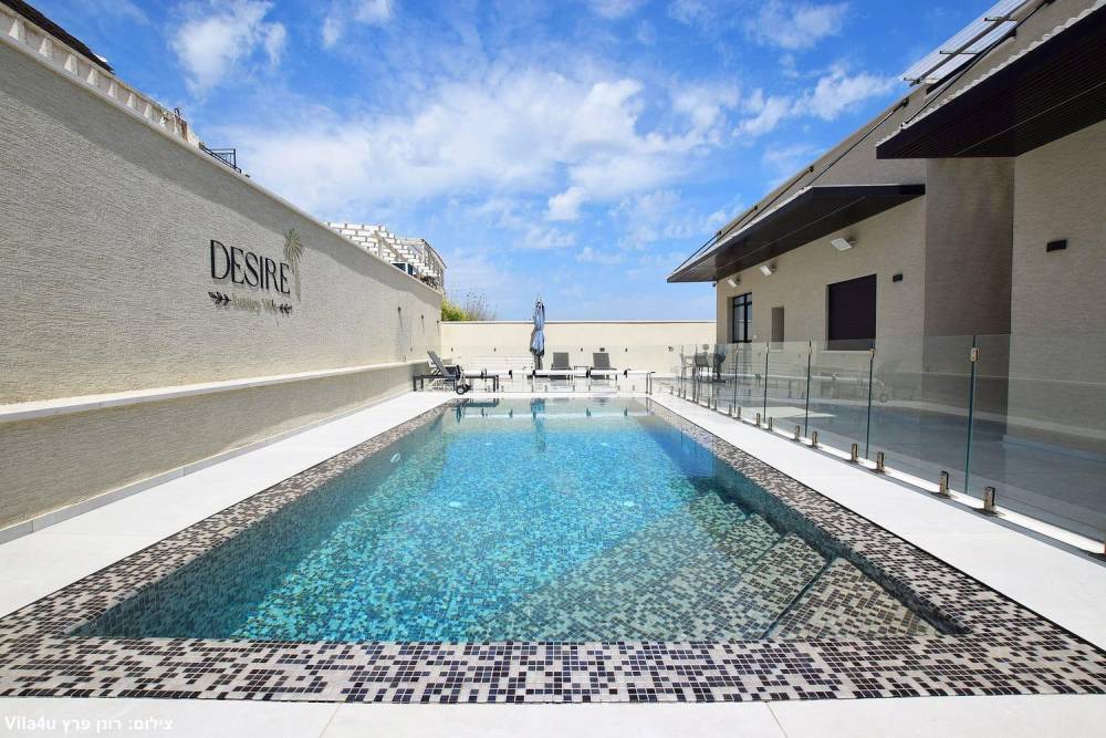 183341 מתחם חיצוני, וילה דיזאייר בוטיק, וילה  בספסופה וילות - Vila 4 U