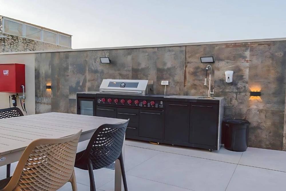 183345 מתחם חיצוני, וילה דיזאייר בוטיק, וילה  בספסופה וילות - Vila 4 U