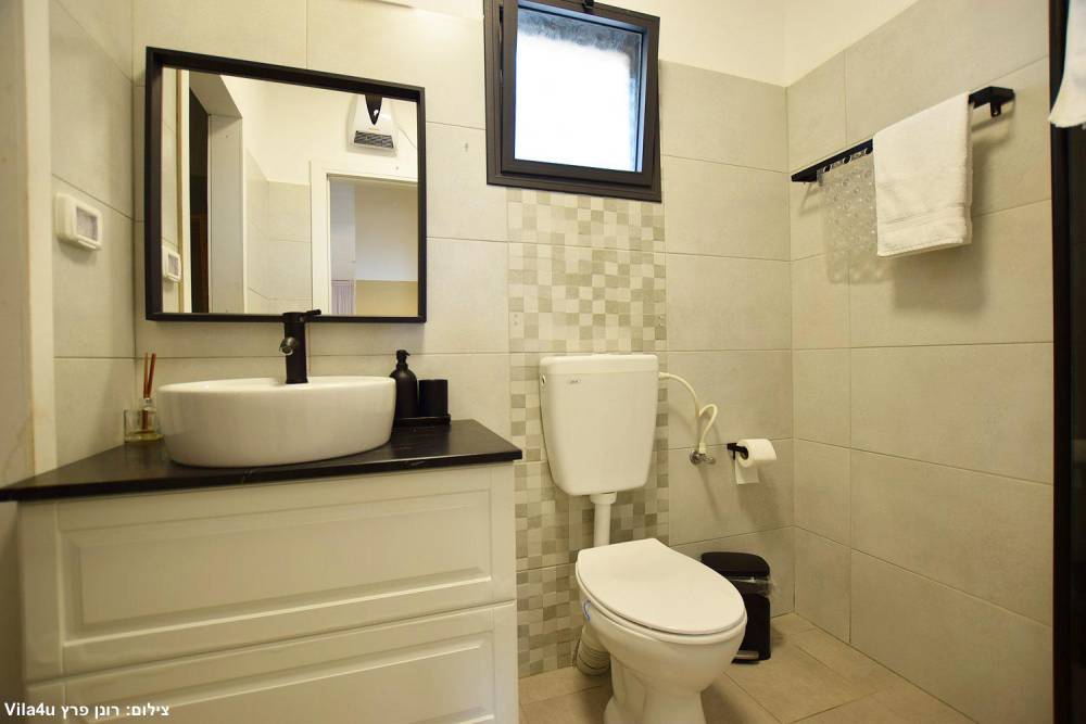 184248 גלרית פנים, וילה פנינה בטבע - לפידות, וילה  בלפידות וילות - Vila 4 U