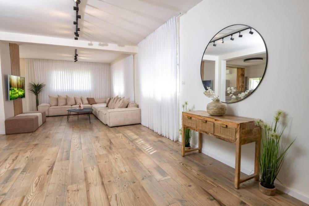 184557 המתחם הפנימי, אחוזת תבור, וילה  באחוזת ברק וילות - Vila 4 U