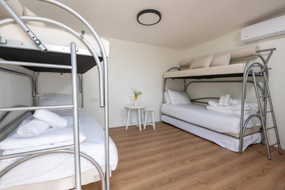 184560 המתחם הפנימי, אחוזת תבור, וילה  באחוזת ברק וילות - Vila 4 U