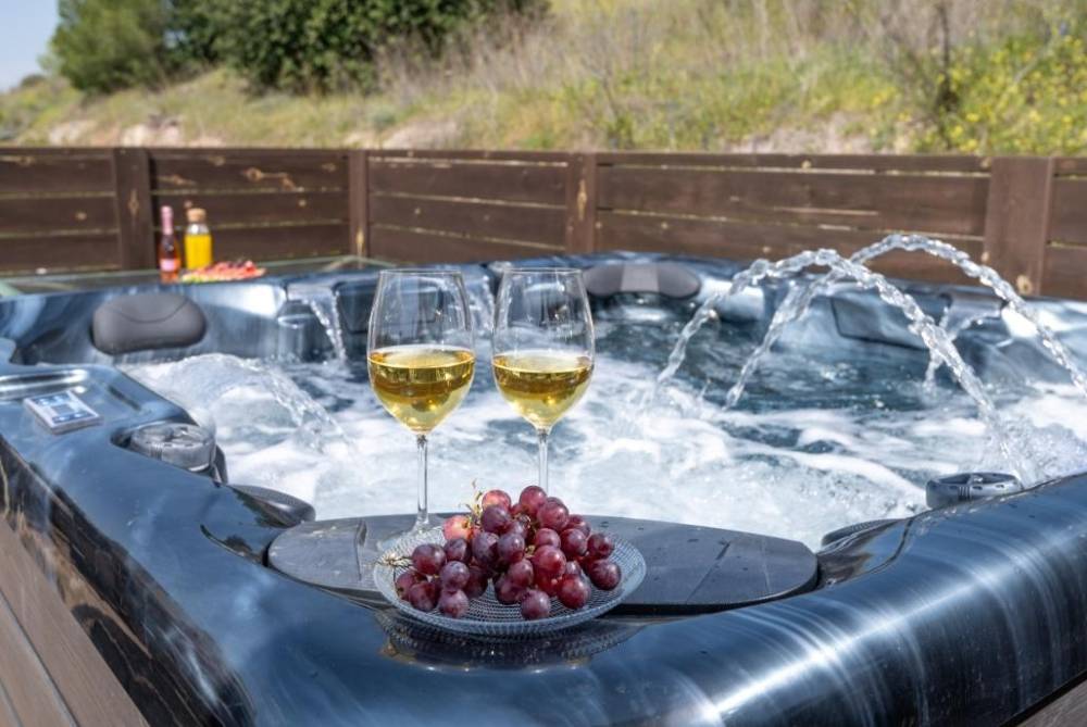 184584 המתחם החיצוני, אחוזת תבור, וילה  באחוזת ברק וילות - Vila 4 U