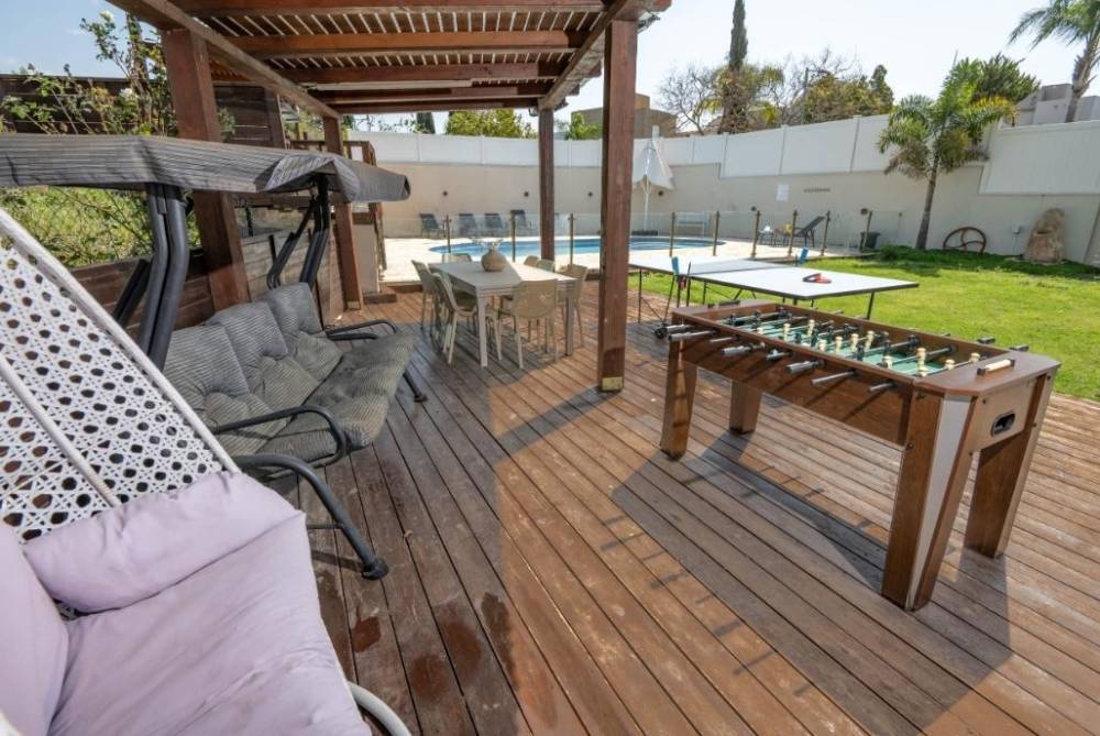 184596 המתחם החיצוני, אחוזת תבור, וילה  באחוזת ברק וילות - Vila 4 U