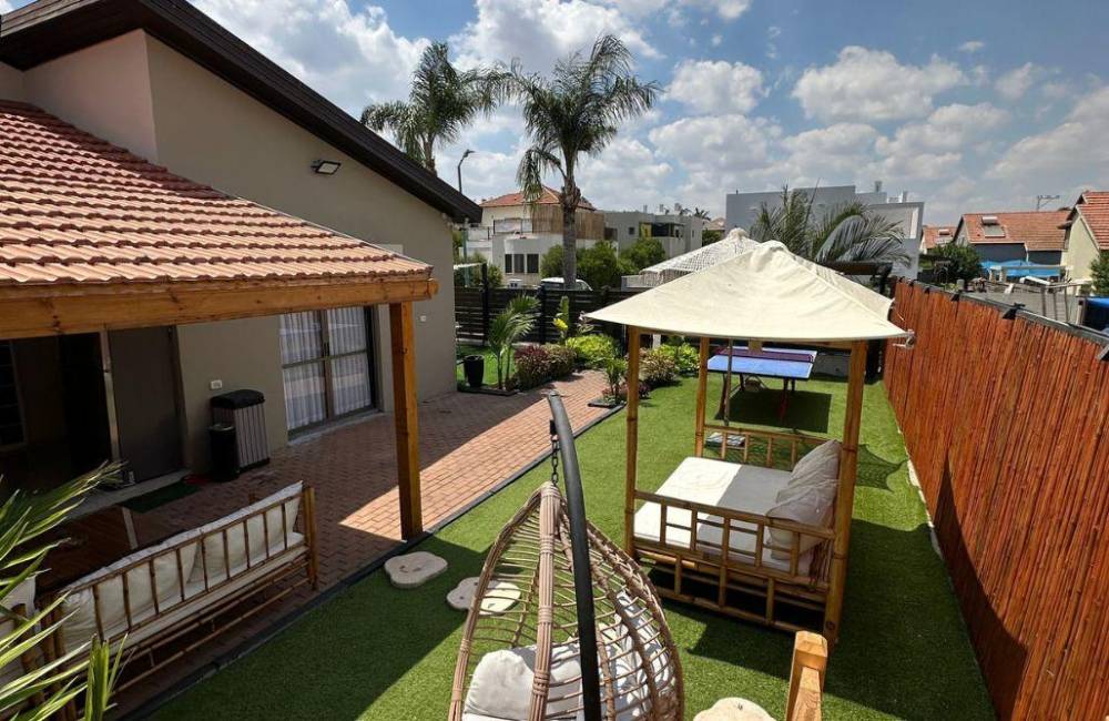 184618 המתחם החיצוני, אביטן ריזורט, וילה  ביבנאל וילות - Vila 4 U