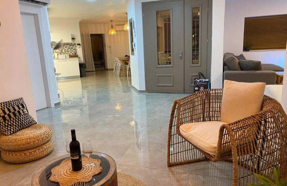 185553 פנים הוילה והחדרים, וילה בר בוטיק אילת, וילה  באילת וילות - Vila 4 U