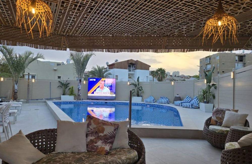 185561 גלריית חוץ, וילה בר בוטיק אילת, וילה  באילת וילות - Vila 4 U