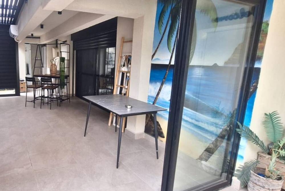 187219 מתחם אורחים מקורה, החצר בטיילת - אירועים ליד הים, וילה  באשדוד וילות - Vila 4 U