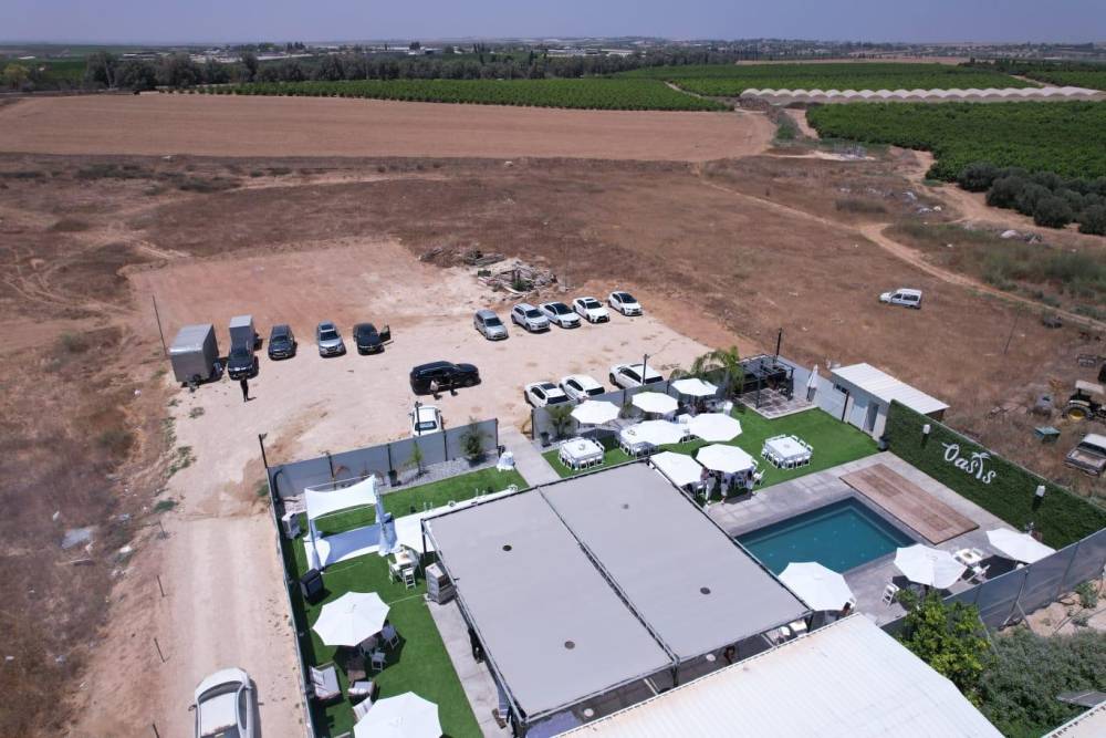 188444 סביבת המקום, אואזיס, וילה  בשדה צבי וילות - Vila 4 U