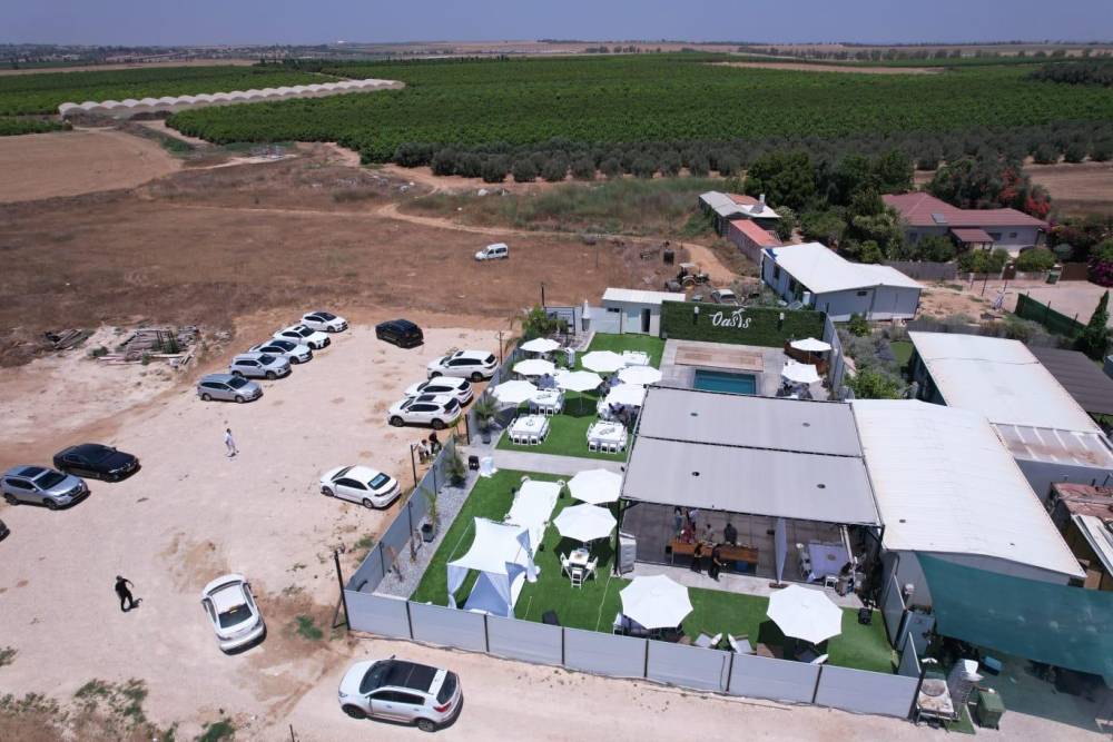 188445 סביבת המקום, אואזיס, וילה  בשדה צבי וילות - Vila 4 U