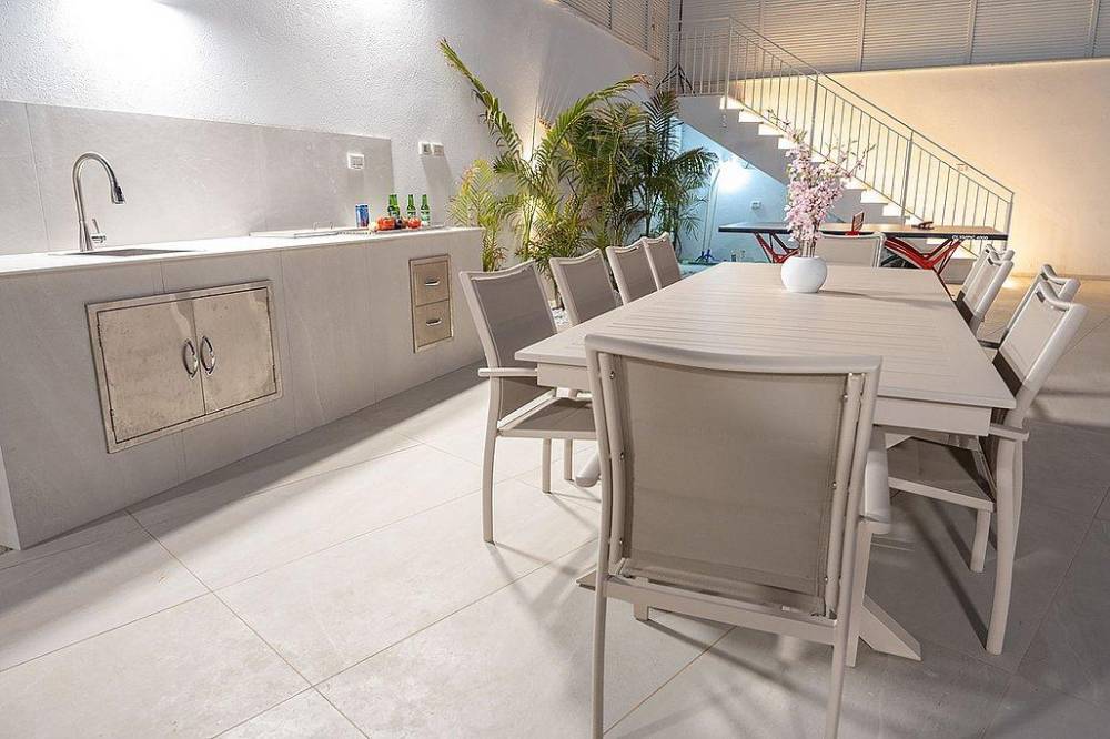 188674 המתחם החיצוני בלילה, וילה ג'קסון - Jack son, וילה  בעין יעקב וילות - Vila 4 U