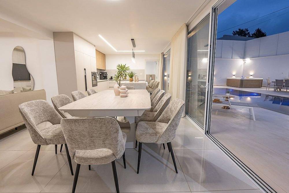 188676 המתחם החיצוני בלילה, וילה ג'קסון - Jack son, וילה  בעין יעקב וילות - Vila 4 U