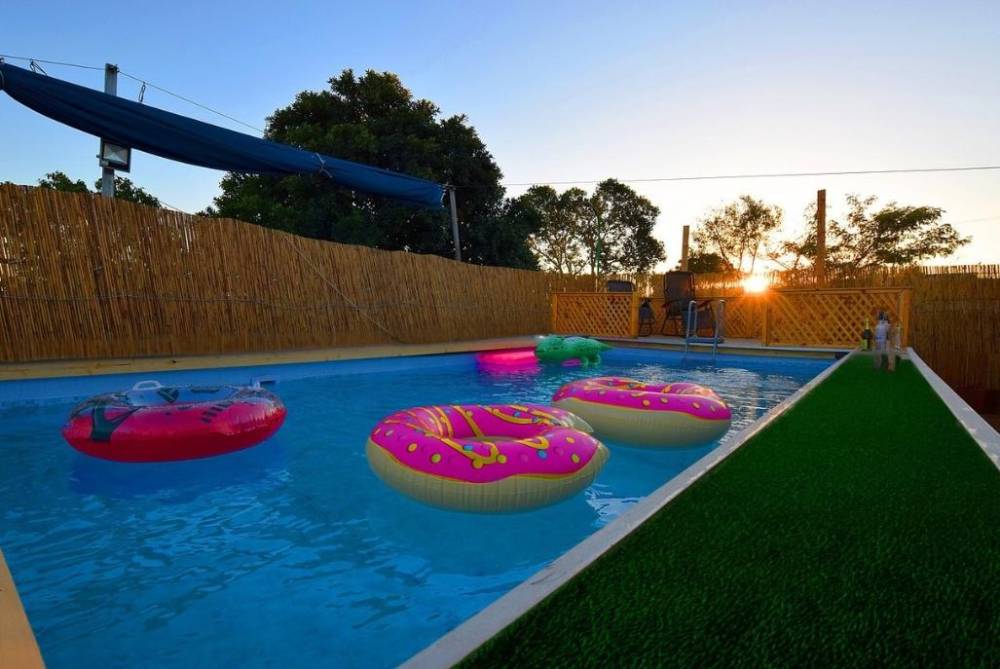 189742 מתחם חיצוני, פארטי טיים לופט, וילה  במצליח וילות - Vila 4 U