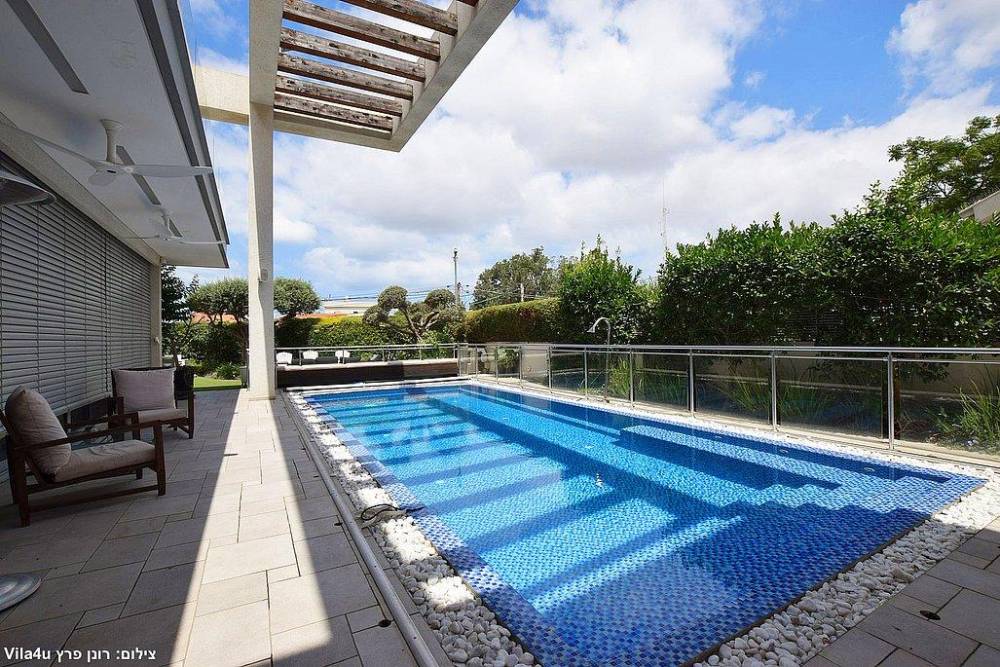 191856 סיקרט פול, סיקרט פול, וילה  בחדרה וילות - Vila 4 U