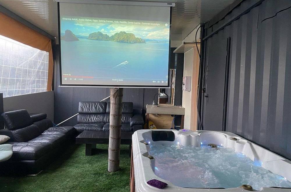 192857 מתחם פנימי, לופט 531 איוונטס, וילה  בהרצליה וילות - Vila 4 U