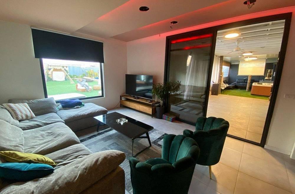 192864 מתחם פנימי, לופט 531 איוונטס, וילה  בהרצליה וילות - Vila 4 U