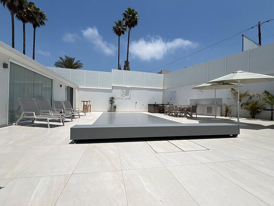 194079 כיסוי חשמלי לבריכה - בטיחותי לילדים, וילה ג'קסון - Jack son, וילה  בעין יעקב וילות - Vila 4 U