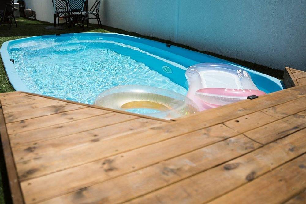 194199 מתחם החצר, חפציבה ריזורט, וילה  בחדרה וילות - Vila 4 U