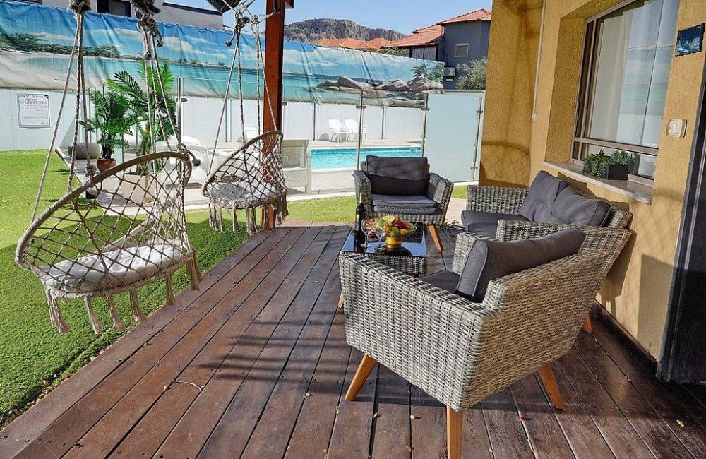 195108 גלריה כללית, שלווה במושבה - אירוח כפרי, וילה  במגדל וילות - Vila 4 U