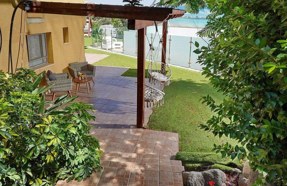 195116 גלריה כללית, שלווה במושבה - אירוח כפרי, וילה  במגדל וילות - Vila 4 U