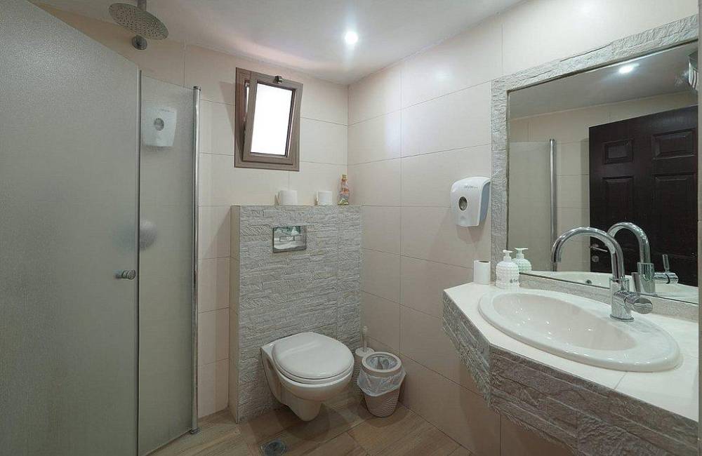 195121 גלרית פנים, שלווה במושבה - אירוח כפרי, וילה  במגדל וילות - Vila 4 U