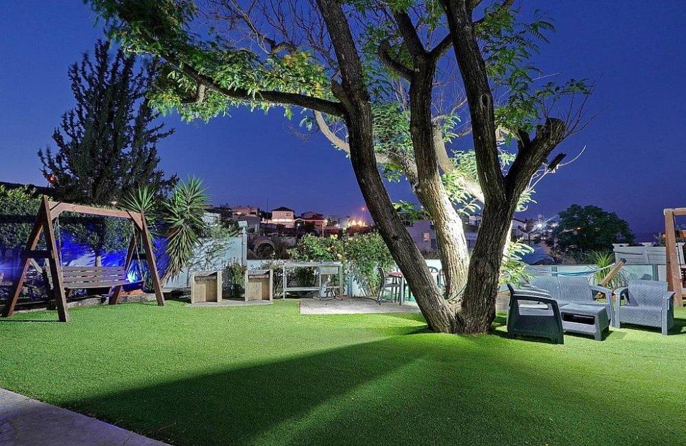 195179 גלרית חוץ, שלווה במושבה - אירוח כפרי, וילה  במגדל וילות - Vila 4 U