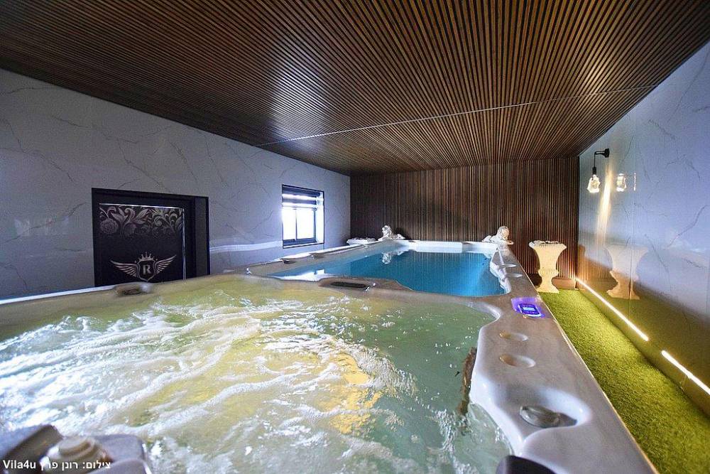 197084 מתחם חיצוני מקורה, וילה רויאל בוטיק, וילה  בנהריה וילות - Vila 4 U