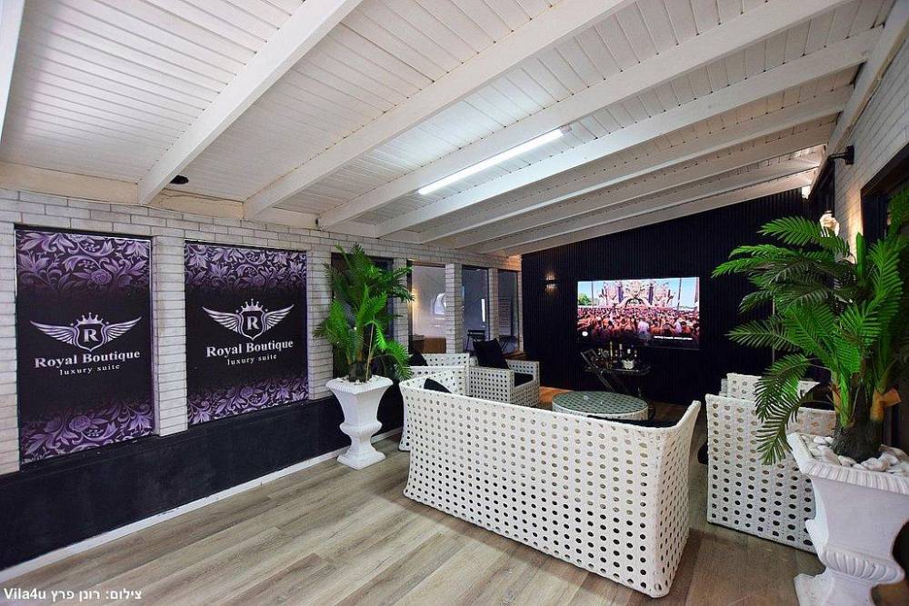 197091 מתחם חיצוני מקורה, וילה רויאל בוטיק, וילה  בנהריה וילות - Vila 4 U