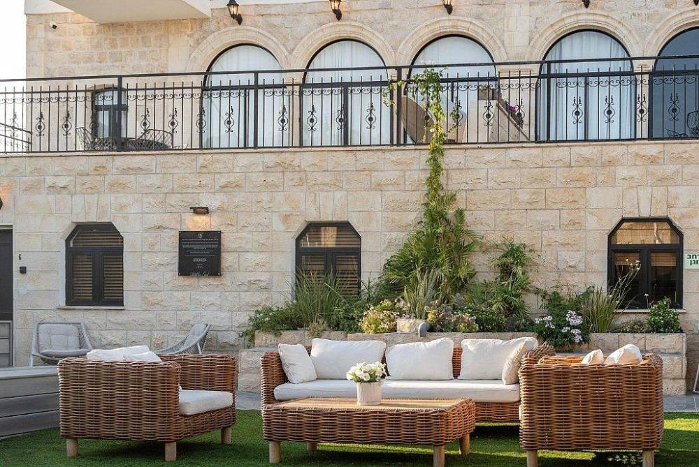 197108 מתחם 1 - מתחם הבריכה, יו ג'י בוטיק - UG Boutique Apartment hotel, וילה  בטבריה וילות - Vila 4 U