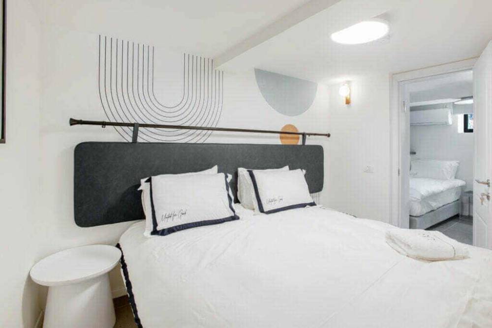 197121 סוויטות 5+6- צפנת ואורן, יו ג'י בוטיק - UG Boutique Apartment hotel, וילה  בטבריה וילות - Vila 4 U