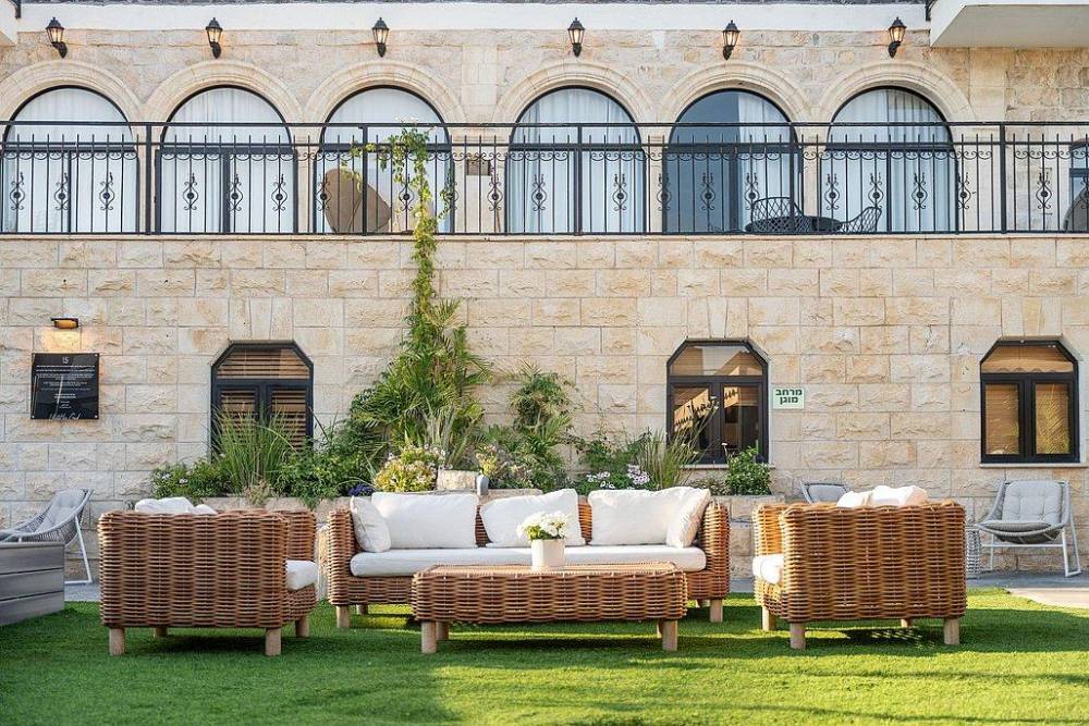 197268 דירות נופש  - חוץ המתחם, דירות נופש יו ג'י בוטיק - UG Boutique, וילה  בטבריה וילות - Vila 4 U