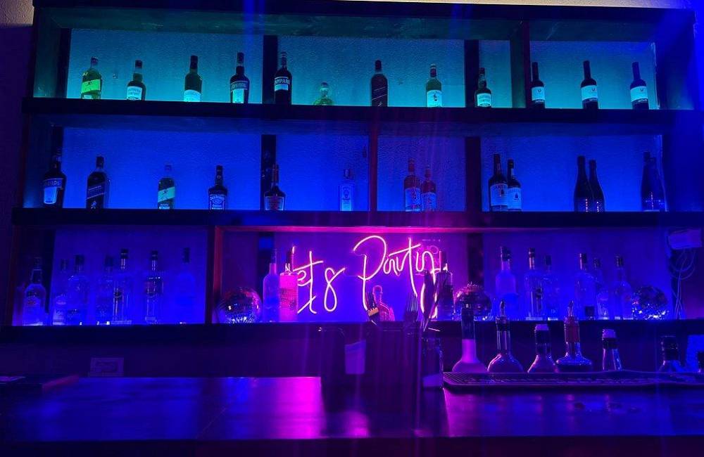 197850 גלריה כללית, איביזה בר - Ibiza Bar, וילה  בראשון לציון וילות - Vila 4 U