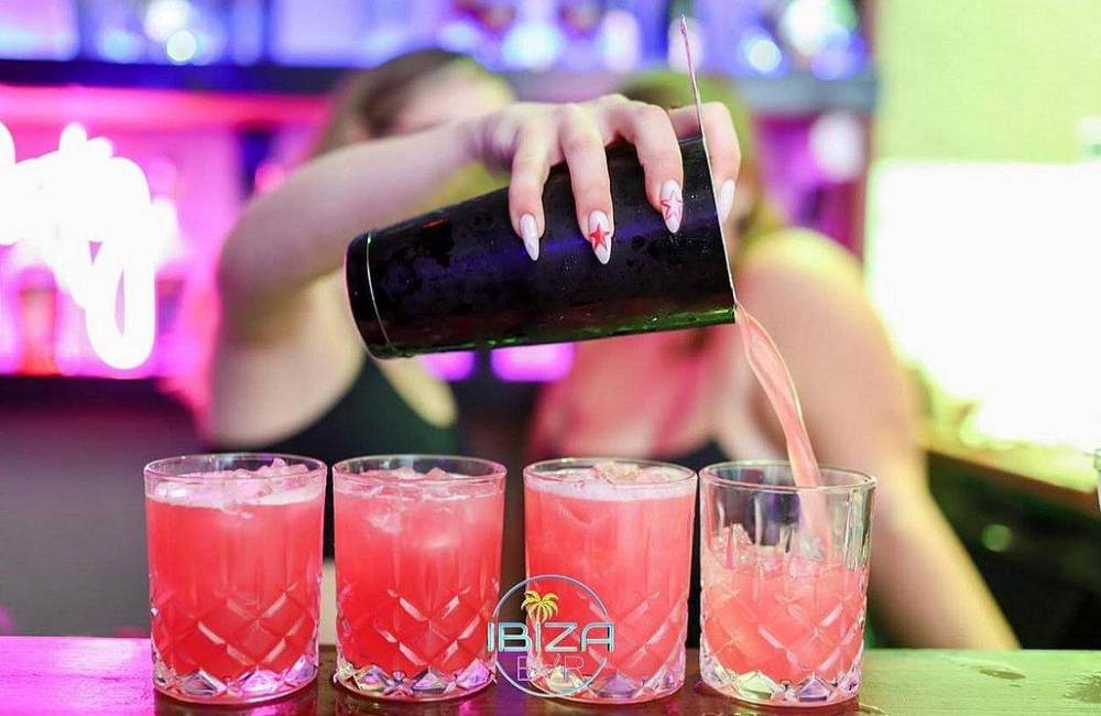 197852 גלריה כללית, איביזה בר - Ibiza Bar, וילה  בראשון לציון וילות - Vila 4 U