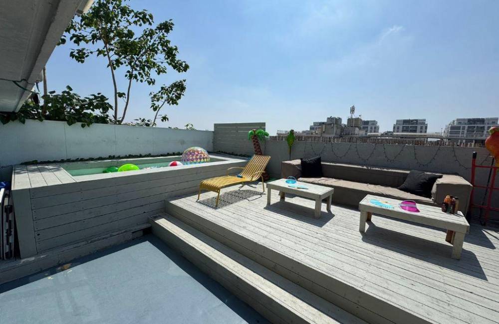 198162 כללי, לופט יולו תל אביב YOLO TLV, וילה  בתל אביב וילות - Vila 4 U