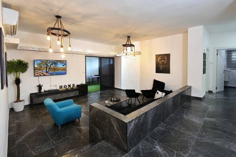 198382 גלרית פנים, וילה סוד האושר, וילה  בשלומי וילות - Vila 4 U